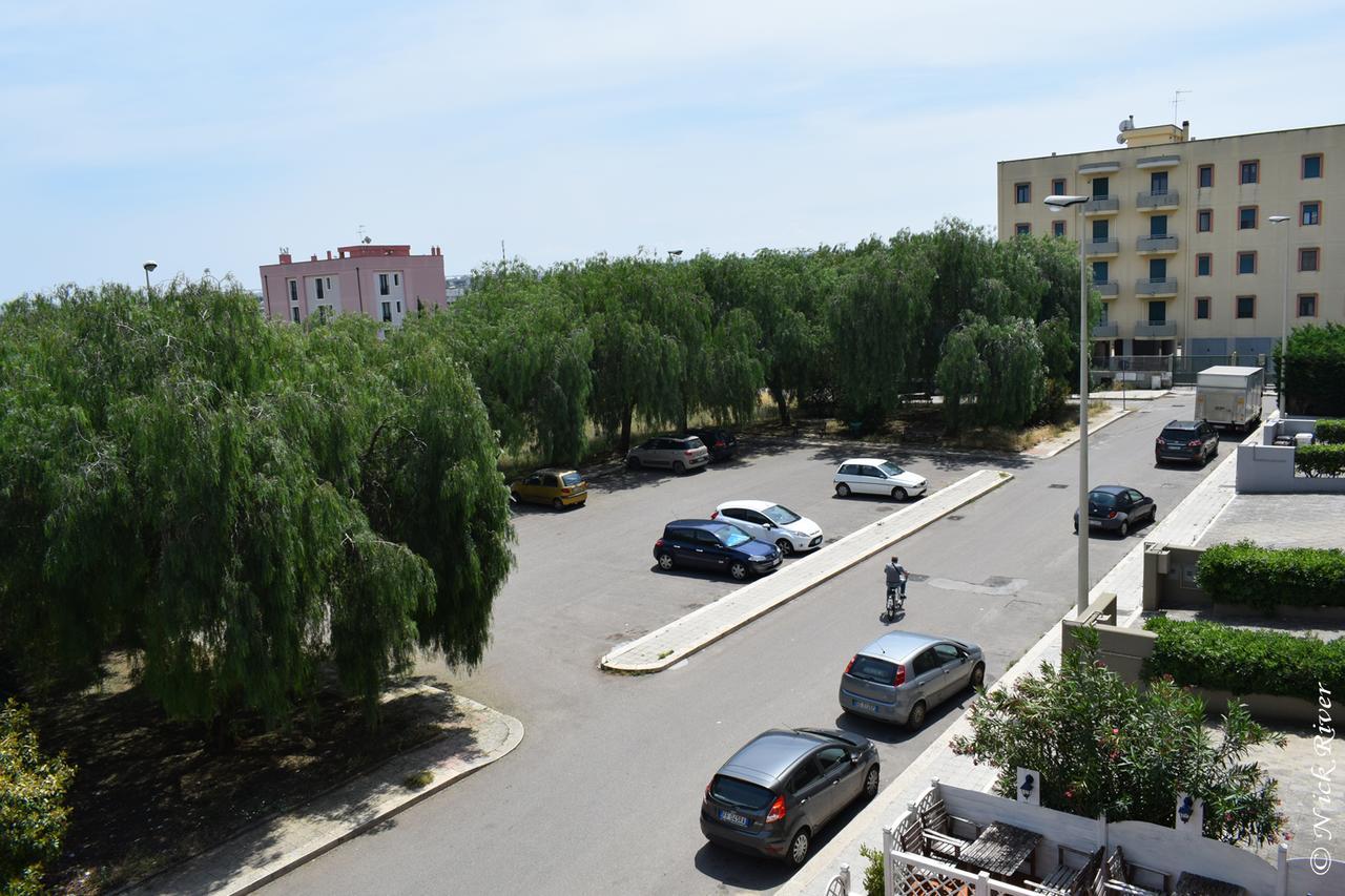 Vacation House A Mola Di Bari Apartment Екстериор снимка