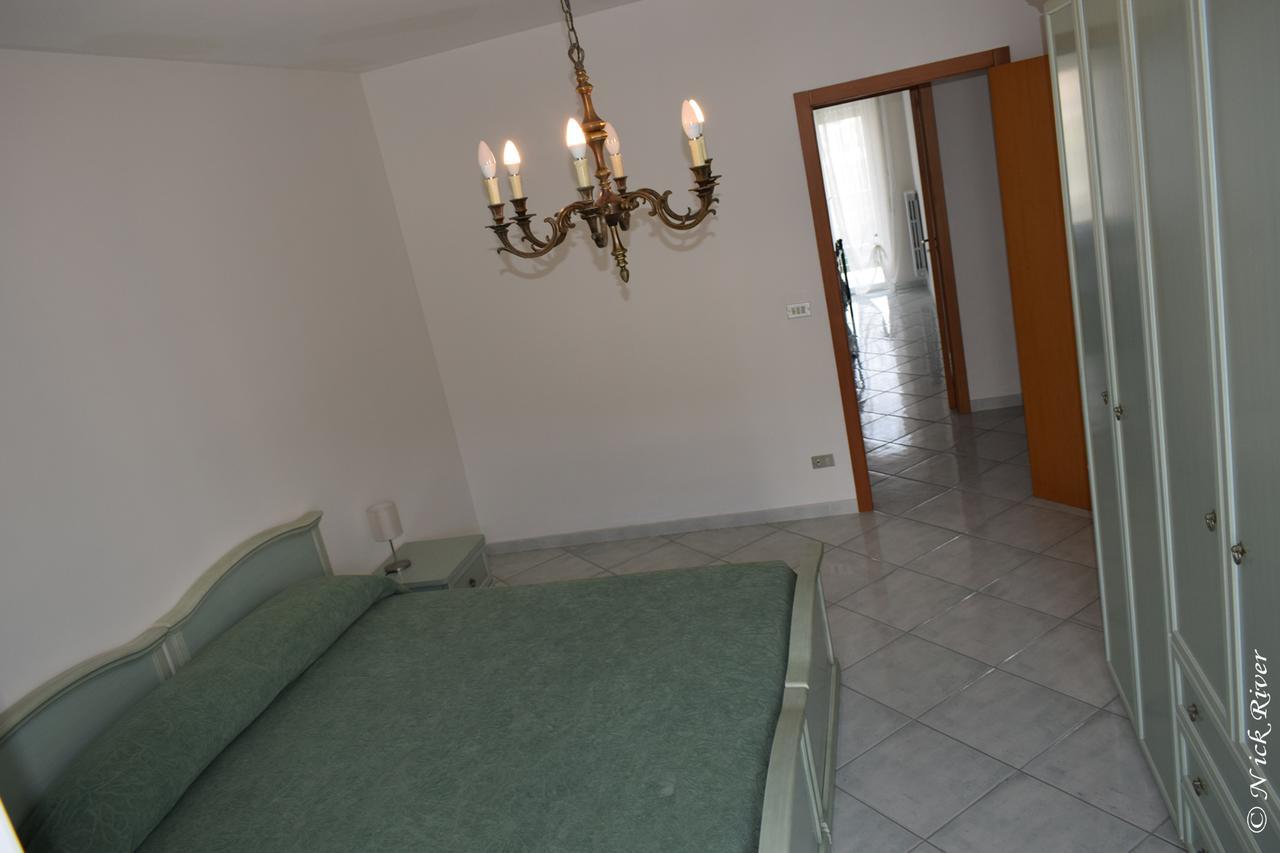 Vacation House A Mola Di Bari Apartment Екстериор снимка