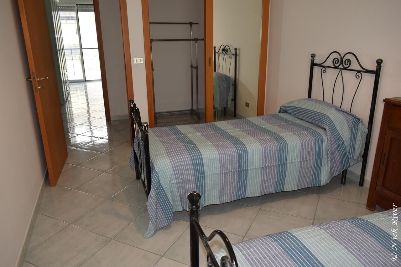 Vacation House A Mola Di Bari Apartment Екстериор снимка