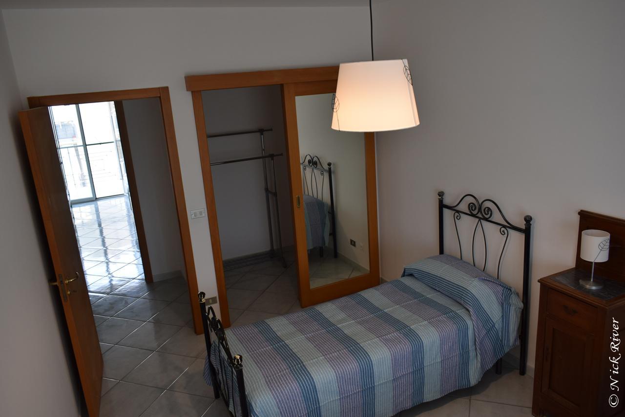 Vacation House A Mola Di Bari Apartment Екстериор снимка